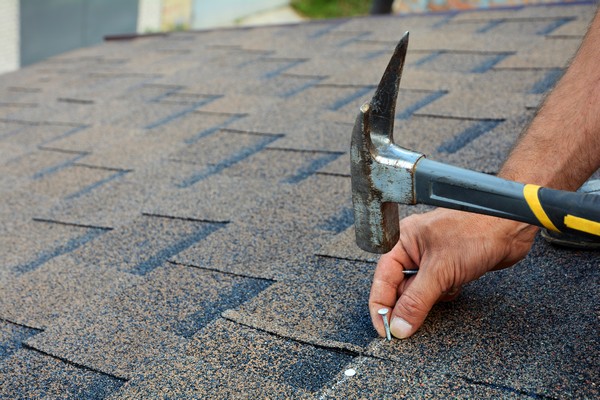 Expert Lakewood residential roofer in WA near 98498